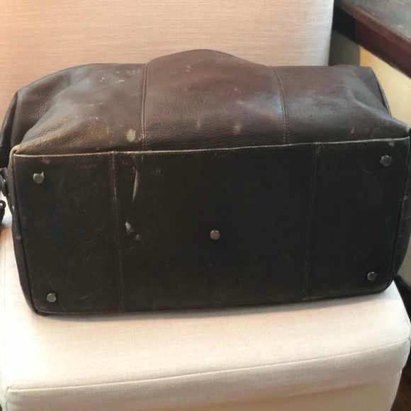 Kenneth Cole Leather Duffle Bag - Picture 4 of 6